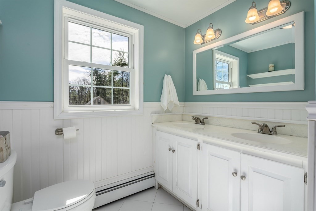 371 Sterling Road Holden, MA 01522 - Photo 31 of 41
