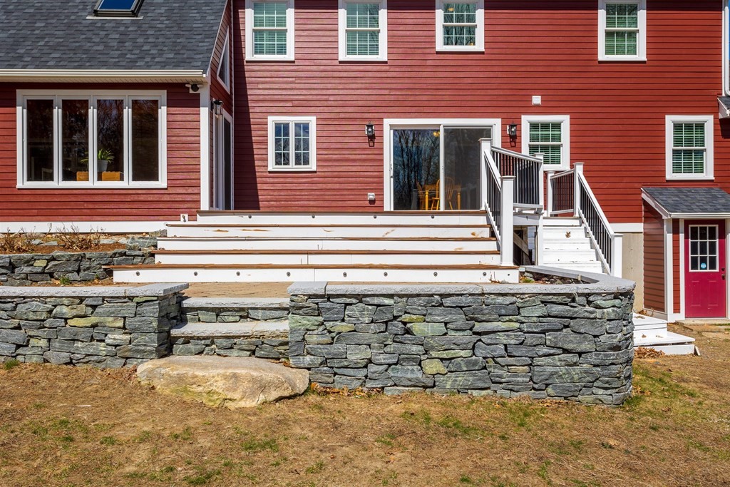 371 Sterling Road Holden, MA 01522 - Photo 37 of 41