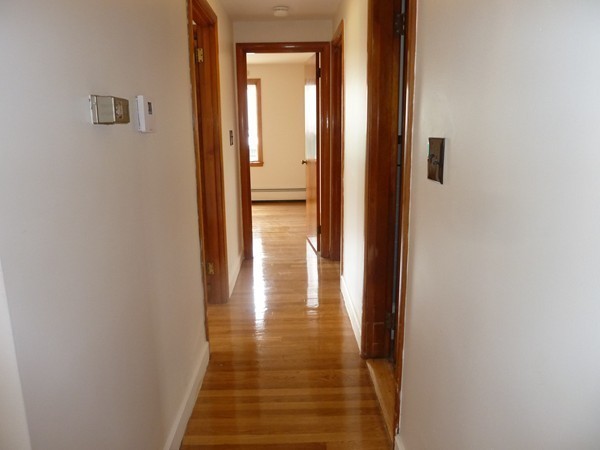 8 Gallo Road Lynn, MA 01904 - Photo 12 of 28 Gallery Image 12
