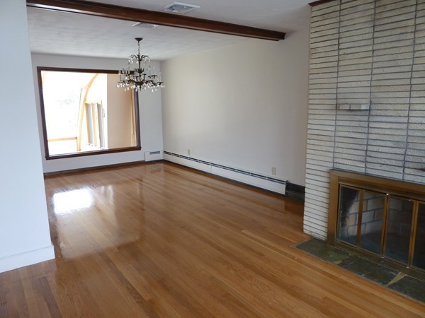 8 Gallo Road Lynn, MA 01904 - Photo 5 of 28 Gallery Image 5