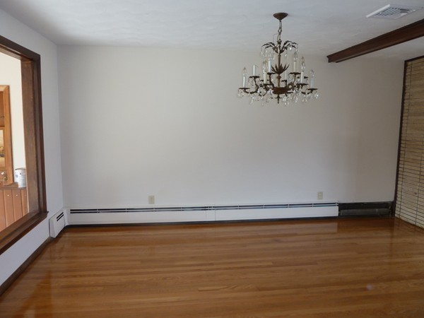 8 Gallo Road Lynn, MA 01904 - Photo 9 of 28 Gallery Image 9