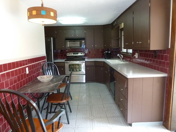 8 Gallo Road Lynn, MA 01904 - Photo 10 of 28 Gallery Image 10
