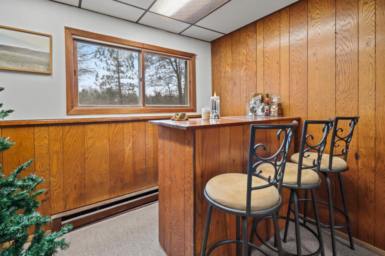 541 Bloom Road Lincoln, WI 54521 - Photo 14 of 25 LL Bar