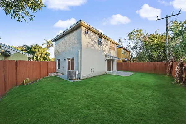 $3,250 | 5789 Woodland Point Drive, Tamarac, FL 33319