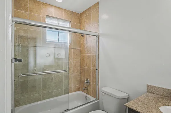 $3,250 | 5789 Woodland Point Drive, Tamarac, FL 33319