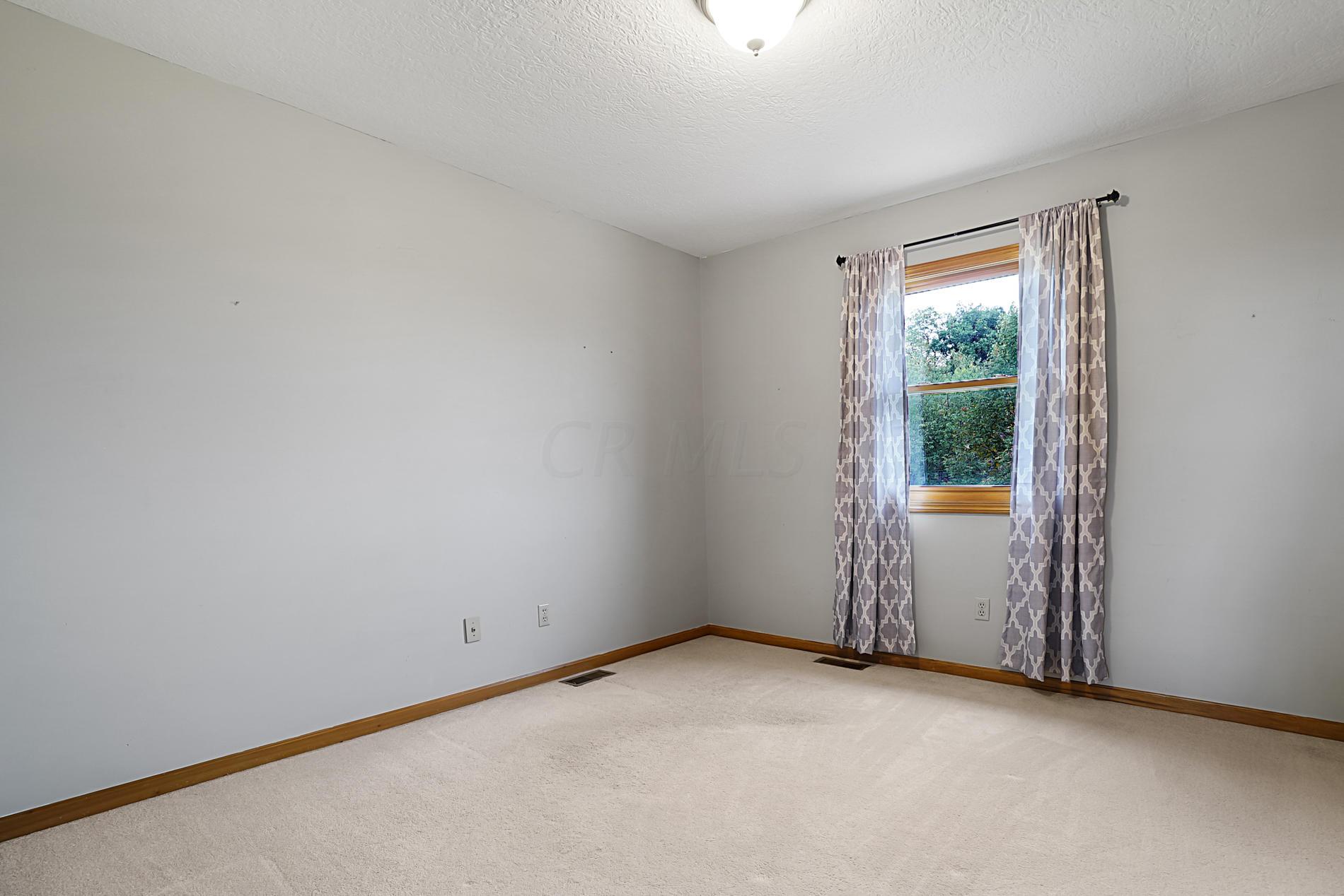 1180 Debolt Road Utica, OH 43080 - Photo 29 of 42 Gallery Image 29