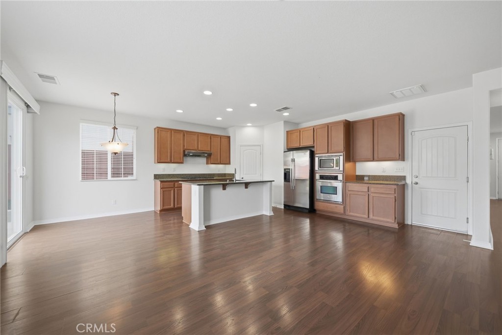 32648 Ritter Court Temecula, CA 92592 - Photo 7 of 37