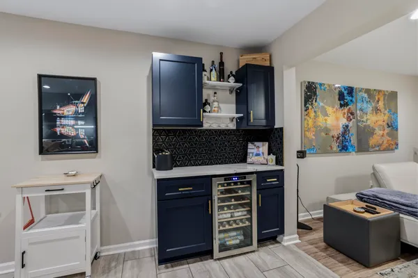 $4,000 | 1241 North Bronough Street, Tallahassee, FL 32303