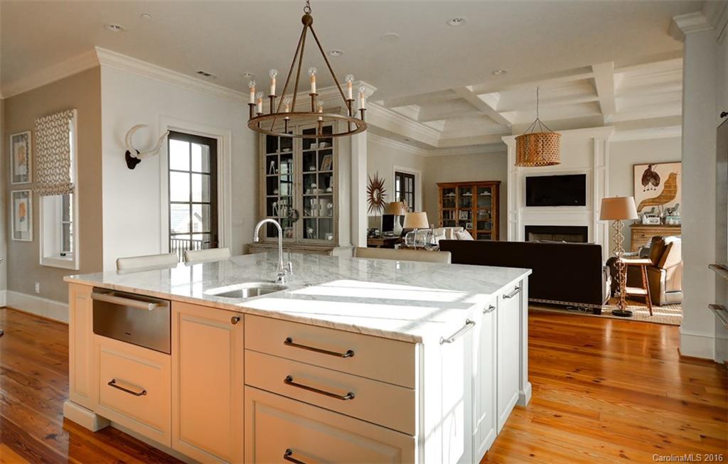 806 Brockman Road Greer, SC 29651 - Photo 8 of 24 Gallery Image 8