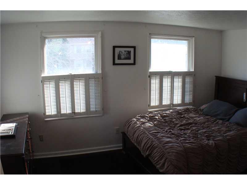 343 Quail Run Road, Unit 28B Venetia, PA 15367 - Photo 3 of 13 Master Bedroom.