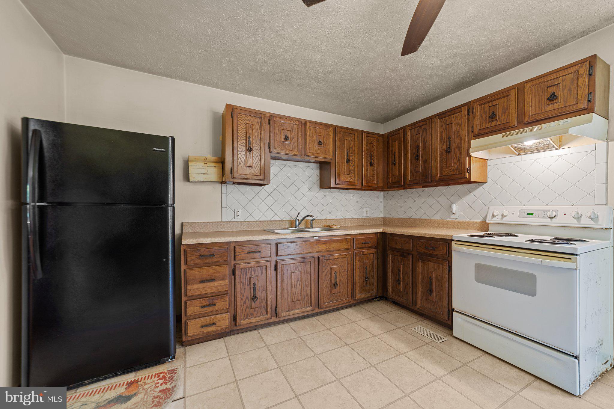249 Angle Avenue Gum Spring, VA 23065 - Photo 16 of 45