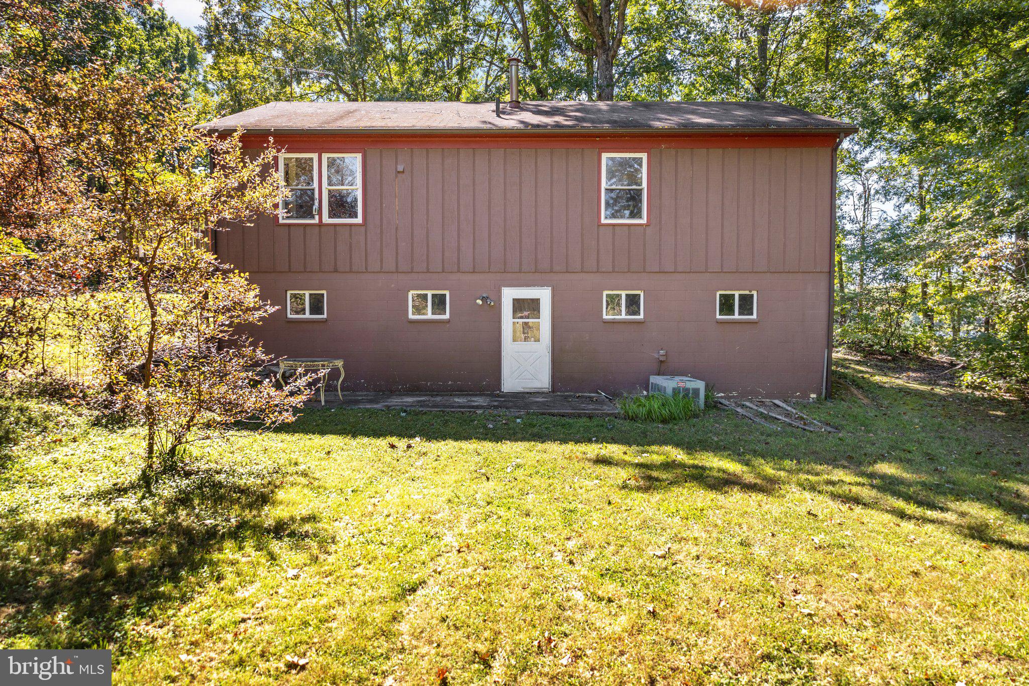 249 Angle Avenue Gum Spring, VA 23065 - Photo 40 of 45