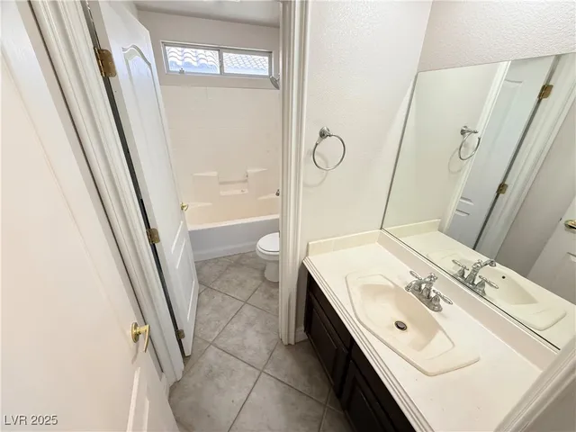 $2,200 | 2162 HAYPENNY Court, Las Vegas, NV 89123