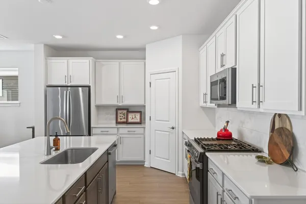 $569,900 | 14710 105th Circle North, Maple Grove, MN 55369