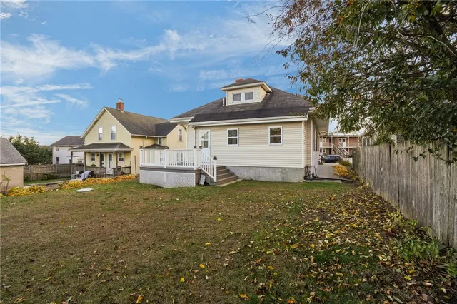 $1,900 | 67 Armington Street, Cranston, RI 02905