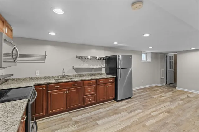 $1,900 | 67 Armington Street, Cranston, RI 02905