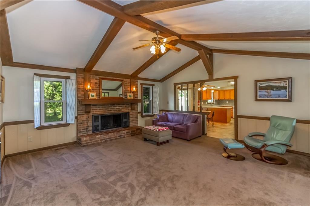 620 Jackson Road Greenwood, IN 46142 - Photo 3 of 26 Gallery Image 3