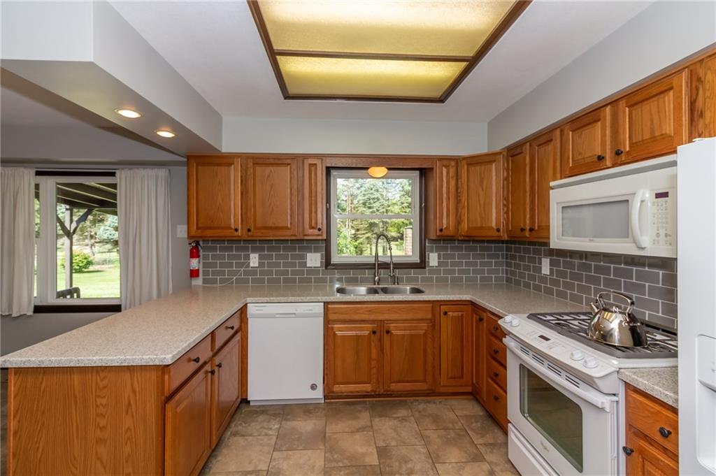 620 Jackson Road Greenwood, IN 46142 - Photo 10 of 26 Gallery Image 10