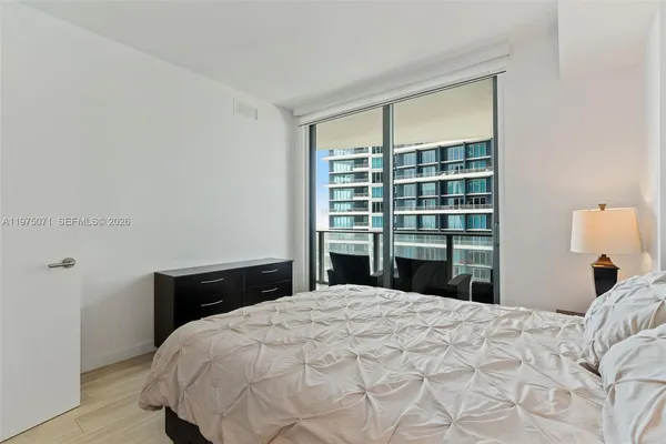 $3,300 | 1300 South Miami Avenue, Unit 2807, Miami, FL 33130