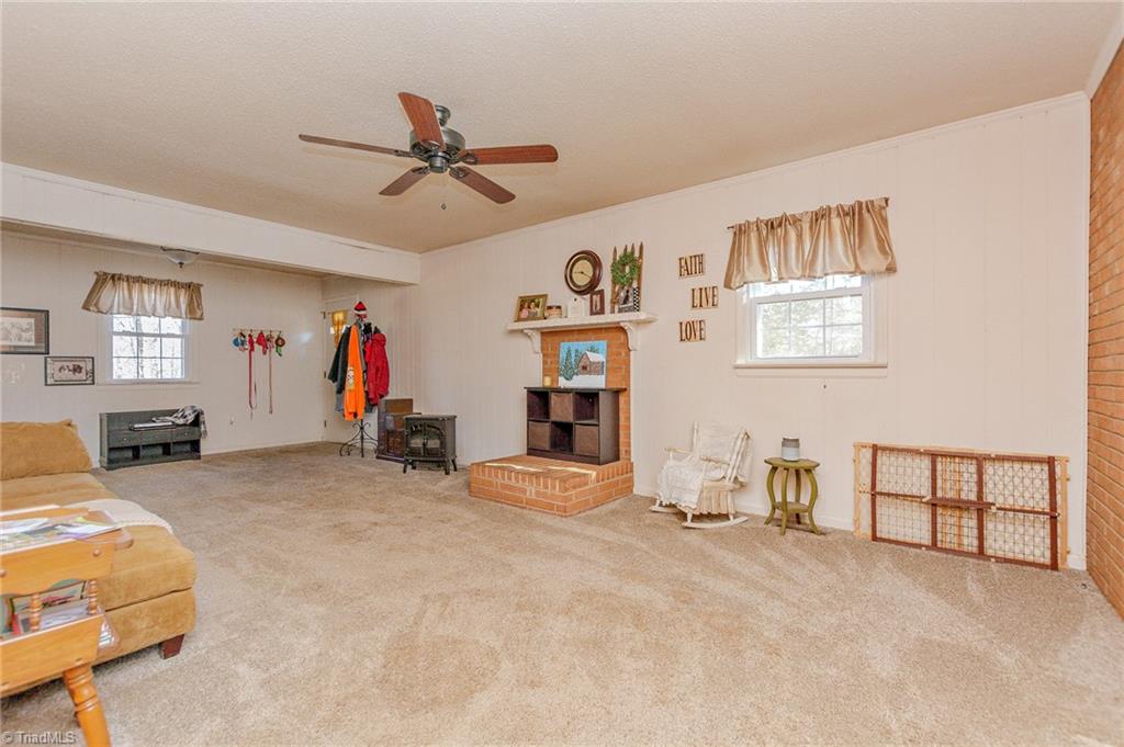 685 Inwood Road Asheboro, NC 27205 - Photo 16 of 31 Gallery Image 16