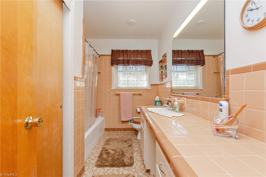 685 Inwood Road Asheboro, NC 27205 - Photo 20 of 31 Gallery Image 20