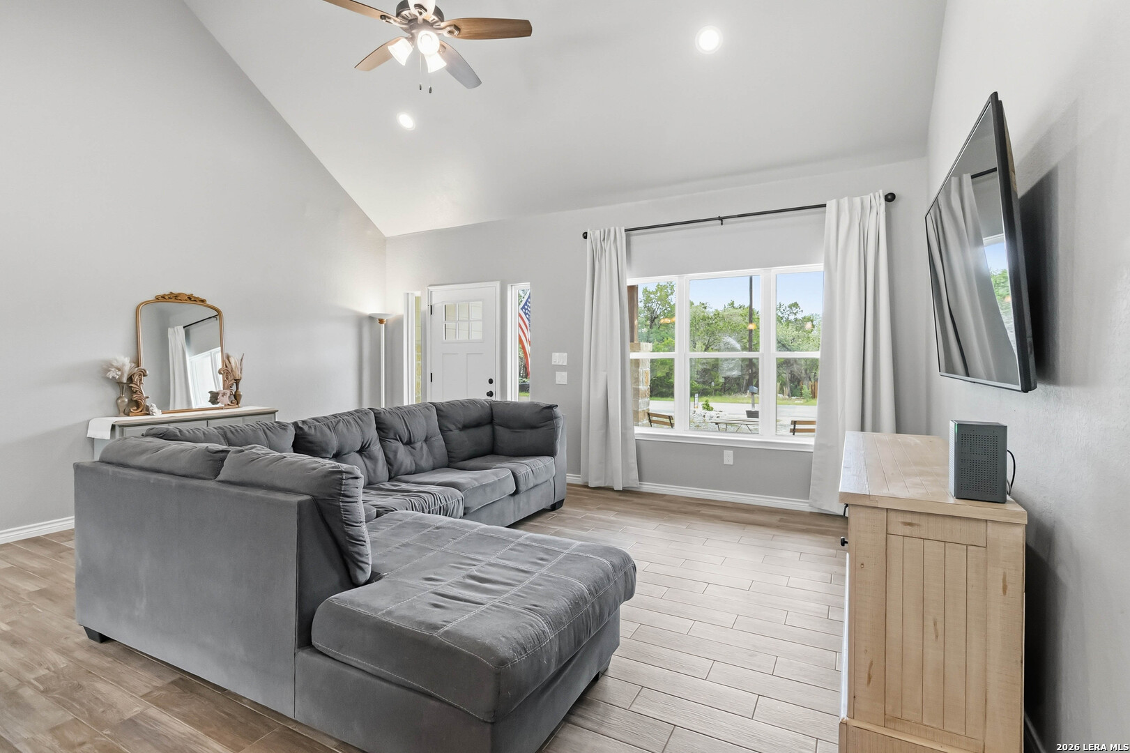 741 High Drive Spring Branch, TX 78070 - Photo 4 of 24