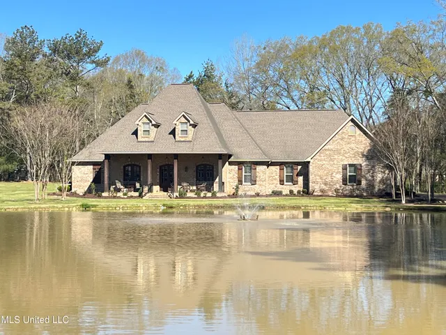 $609,000 | 210 White Street, Florence, MS 39073