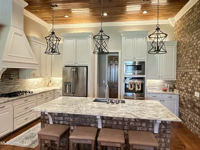 $609,000 | 210 White Street, Florence, MS 39073