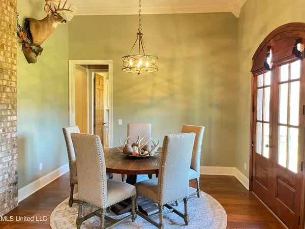 $599,000 | 210 White Street, Florence, MS 39073