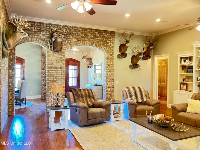 $609,000 | 210 White Street, Florence, MS 39073