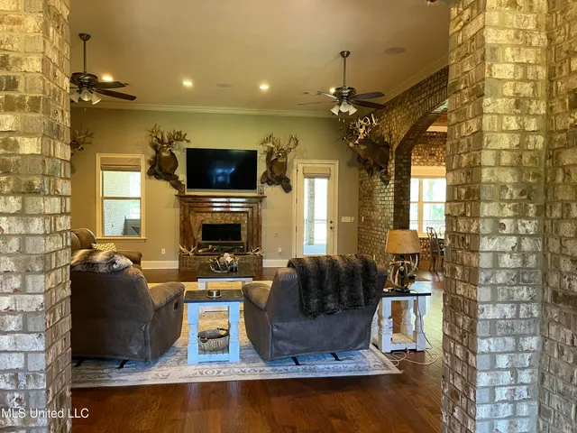 $609,000 | 210 White Street, Florence, MS 39073