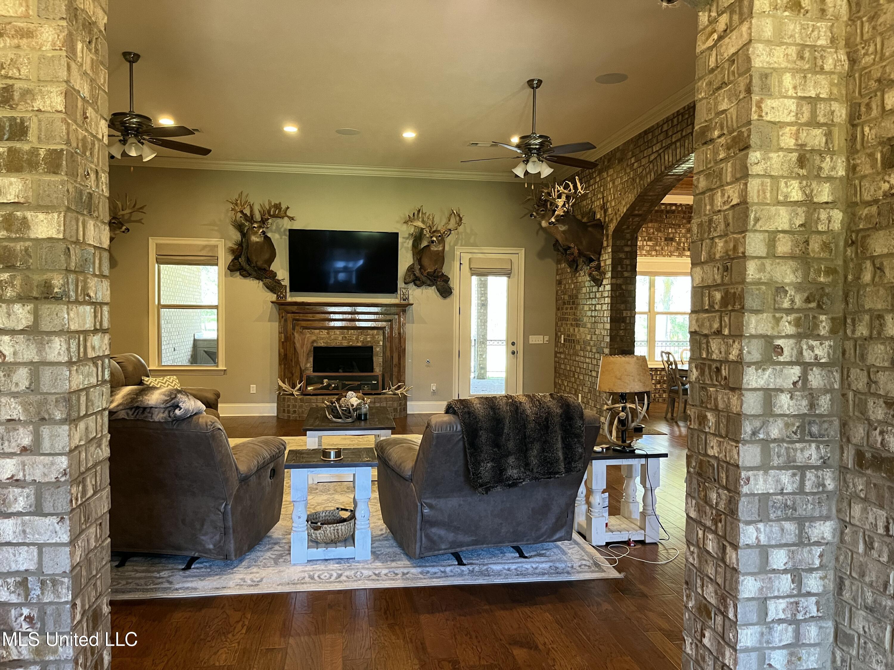 210 White Street Florence, MS 39073 - Photo 33 of 81 IMG_6442