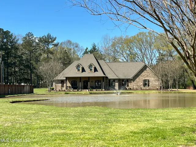 $609,000 | 210 White Street, Florence, MS 39073