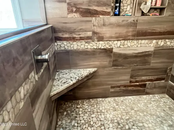 $599,000 | 210 White Street, Florence, MS 39073