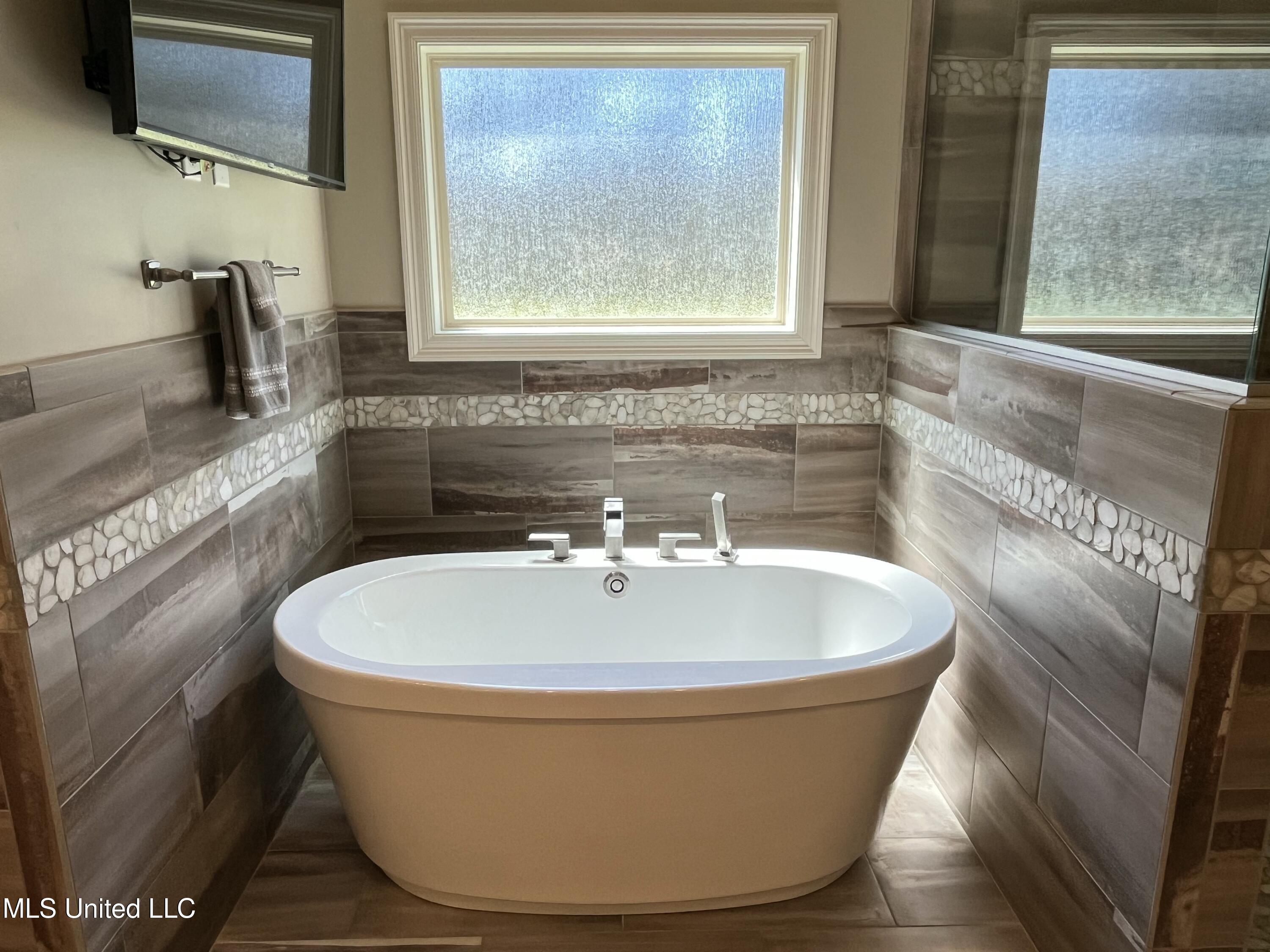 210 White Street Florence, MS 39073 - Photo 45 of 81 IMG_6460