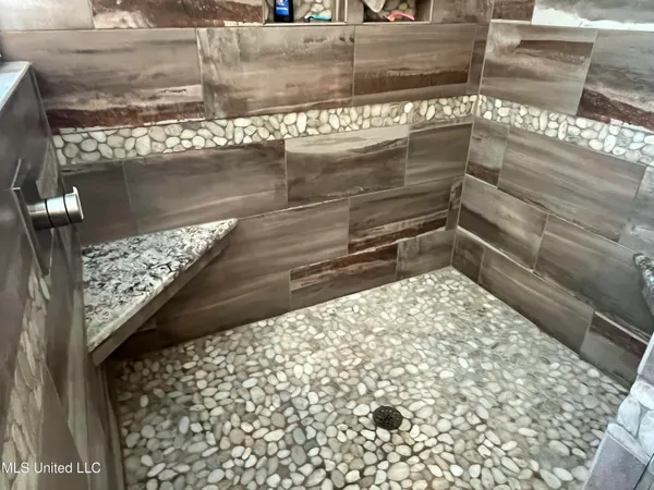 $599,000 | 210 White Street, Florence, MS 39073