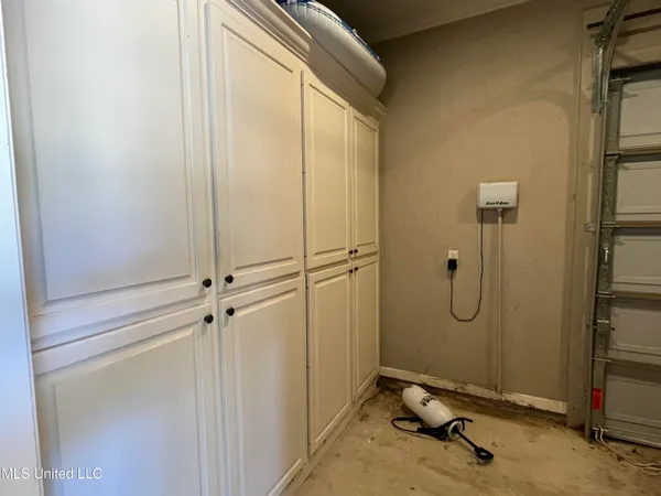 $599,000 | 210 White Street, Florence, MS 39073