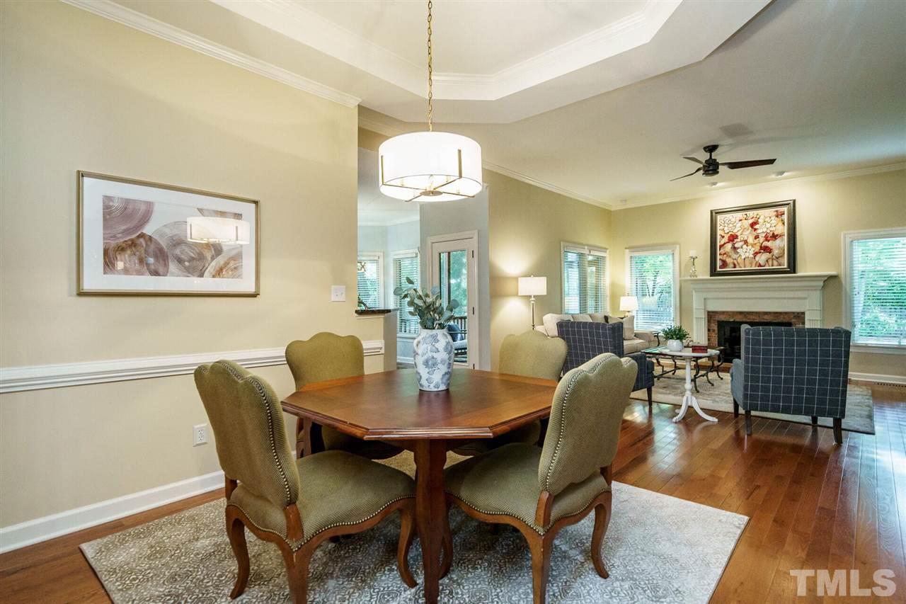 3304 Glade Spring Court Raleigh, NC 27612 - Photo 3 of 27