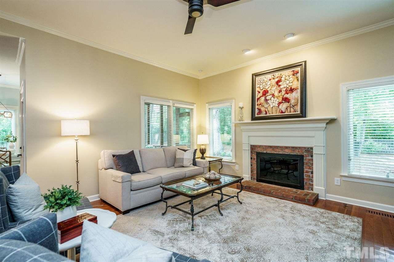3304 Glade Spring Court Raleigh, NC 27612 - Photo 5 of 27