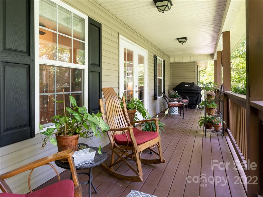 100 Pheasant Ridge Road Fairview, NC 28730 - Photo 34 of 46 Gallery Image 34