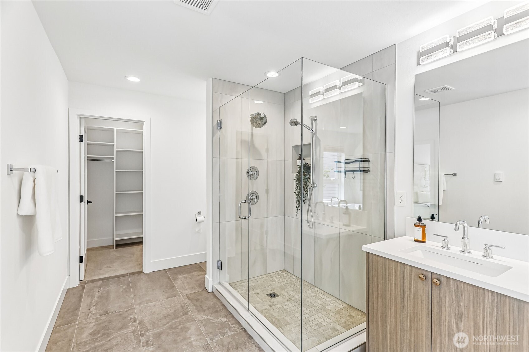 4128 3rd Avenue Northwest Seattle, WA 98107 - Photo 19 of 39
