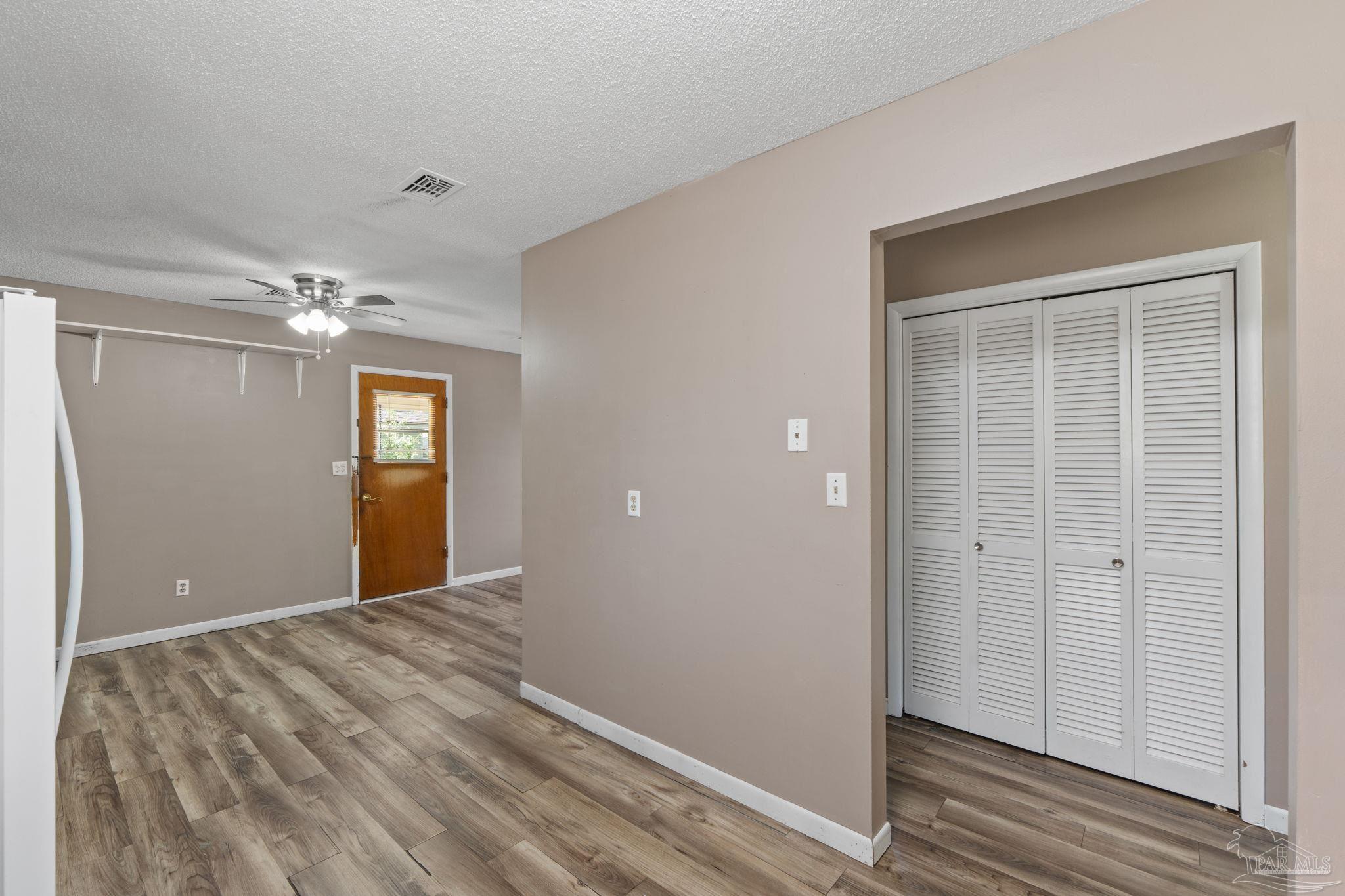 1811 Dewrell Square Pensacola, FL 32504 - Photo 11 of 27