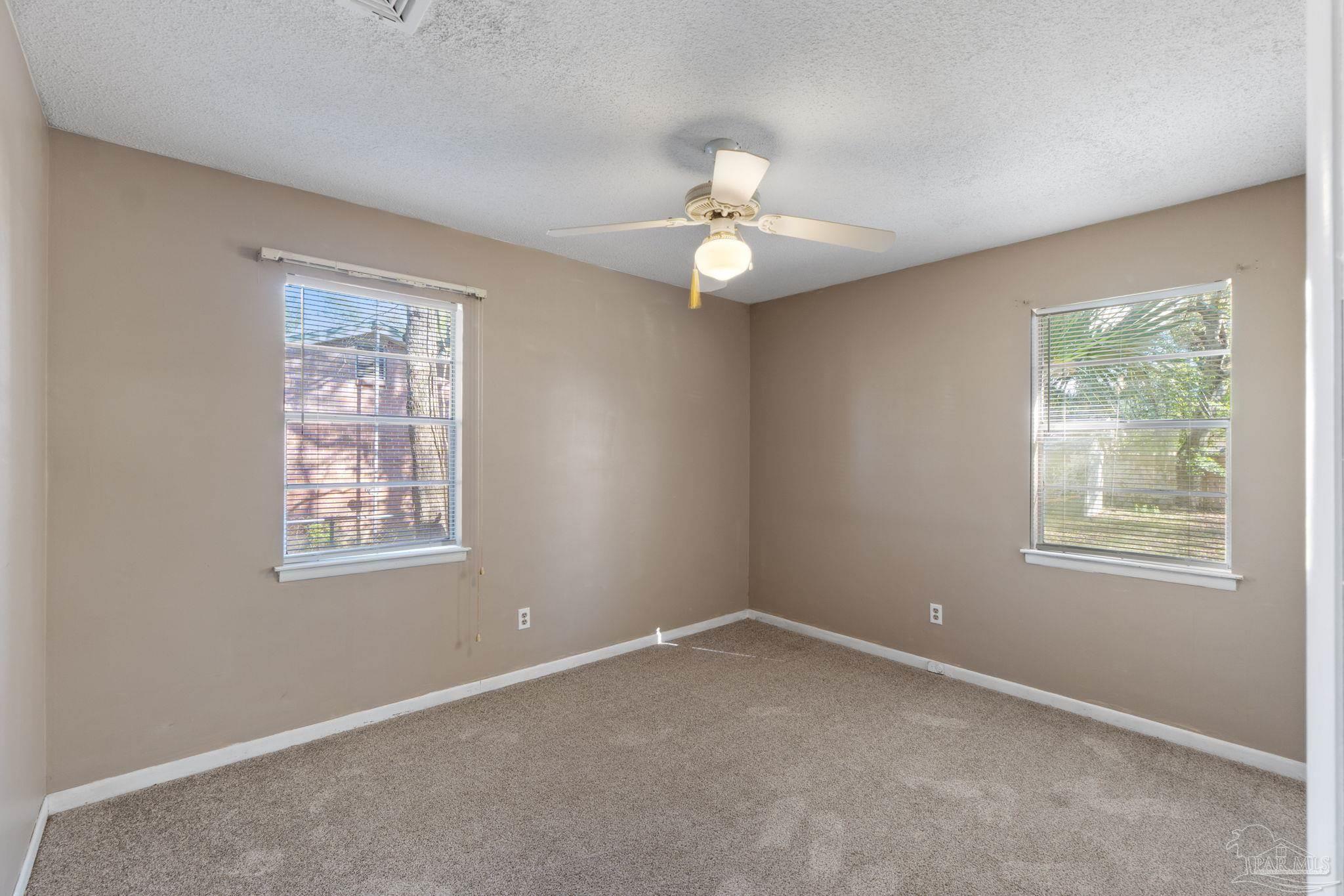 1811 Dewrell Square Pensacola, FL 32504 - Photo 13 of 27