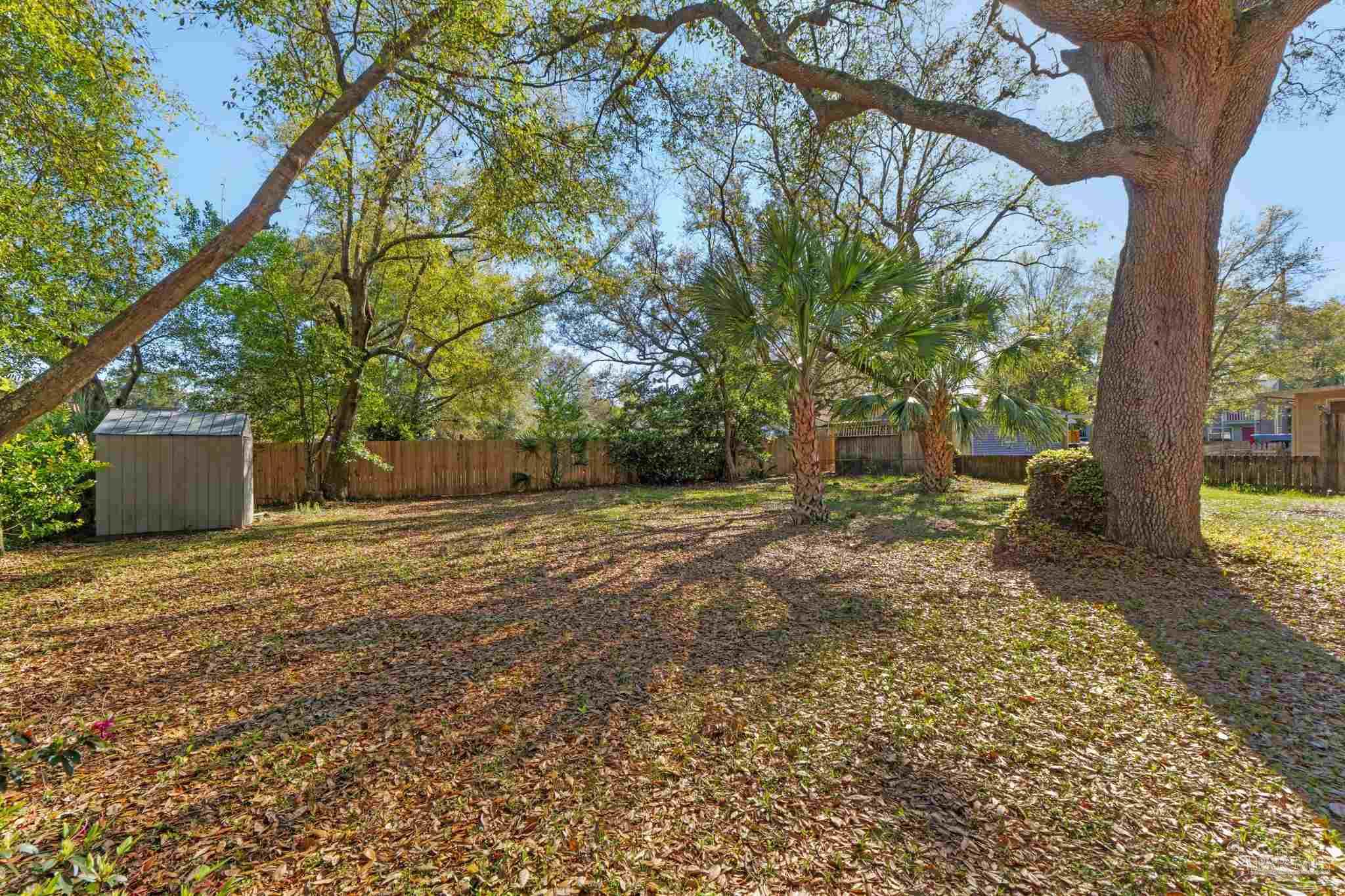 1811 Dewrell Square Pensacola, FL 32504 - Photo 25 of 27