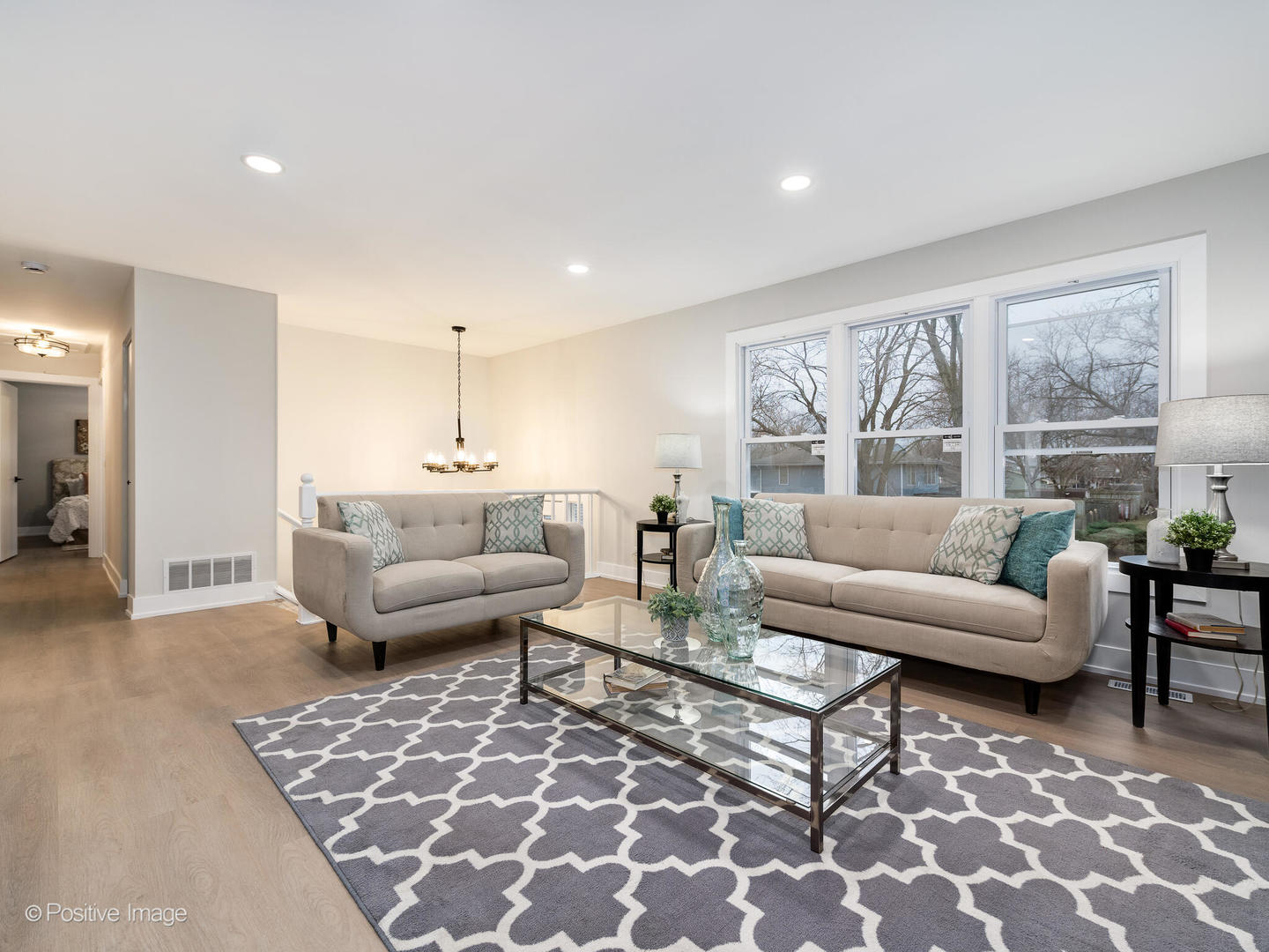 504 West Briarcliff Road Bolingbrook, IL 60440 - Photo 3 of 22