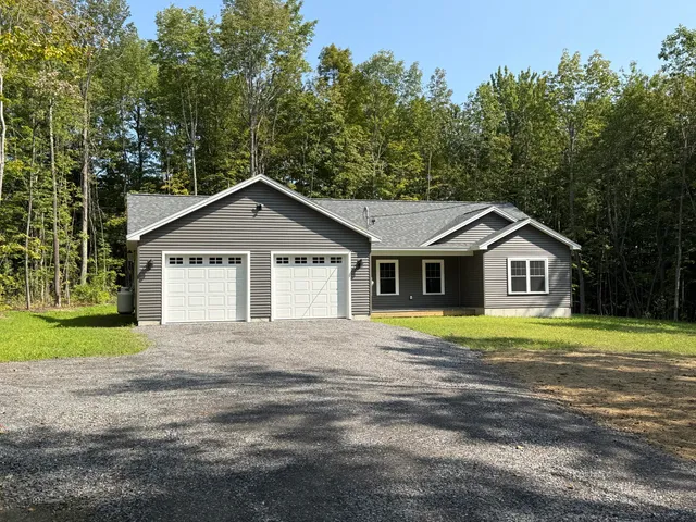 $424,900 | 22 Lindsay Way, Sidney, ME 04330