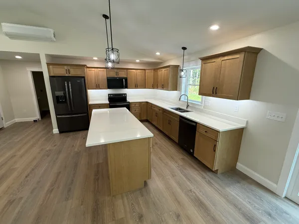 $435,000 | 22 Lindsay Way, Sidney, ME 04330