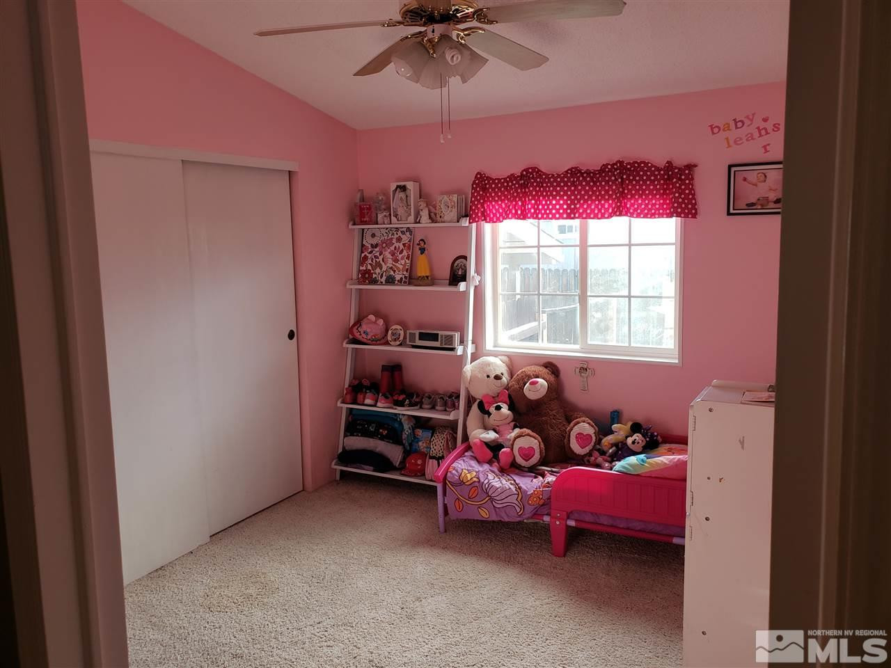 1575 Newport Lane Reno, NV 89506 - Photo 12 of 16 Photo 12