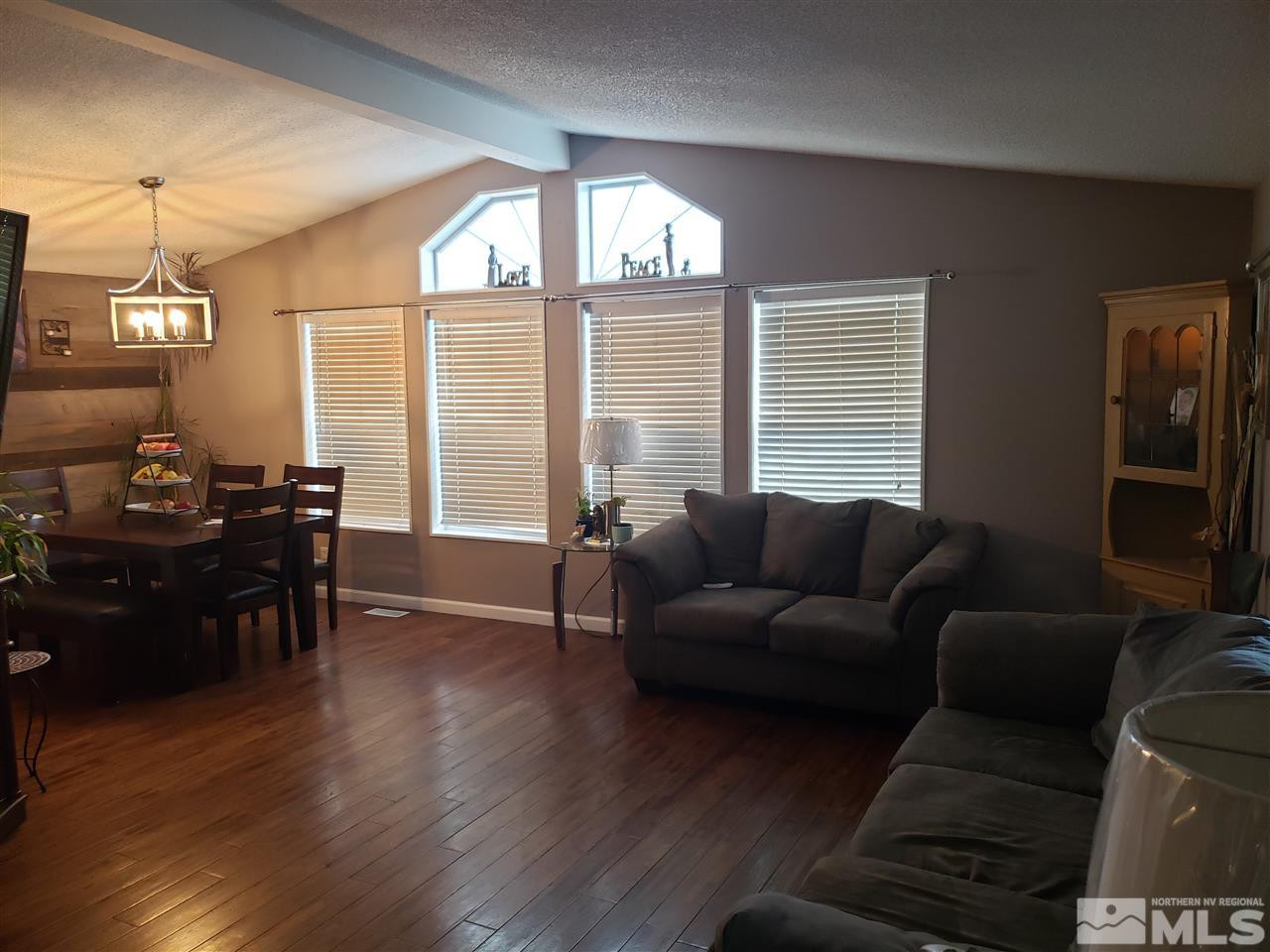 1575 Newport Lane Reno, NV 89506 - Photo 3 of 16 Photo 3