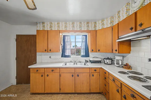 $320,000 | 2125 West 2nd Street, Mesa, AZ 85201